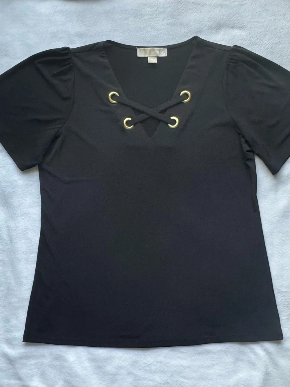 Michael Kors Women's Black Top Cross Front Gold Grommet Short Sleeve Casual Sz M